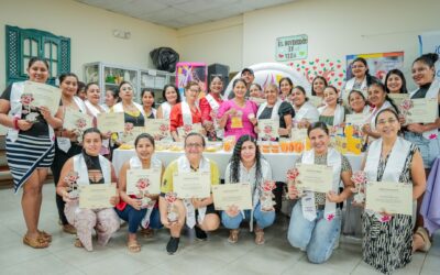 Fortalecemos el talento y emprendimiento de las mujeres del cantón.